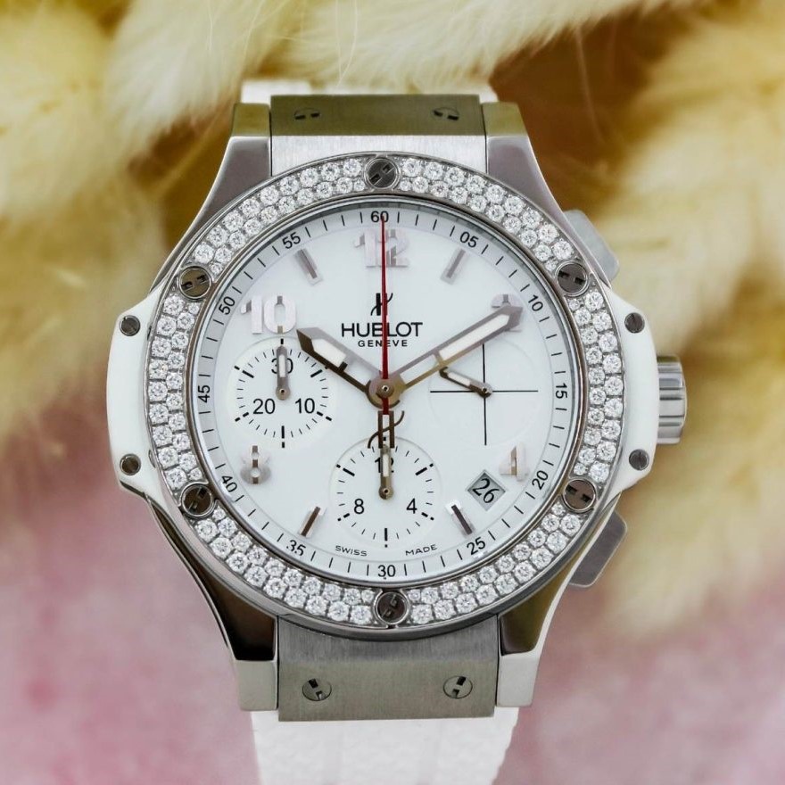 Полное обслуживание часов Hublot BIG BANG